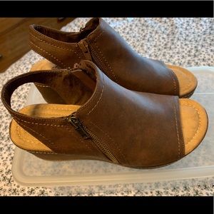 Cliff’s by White Mountain